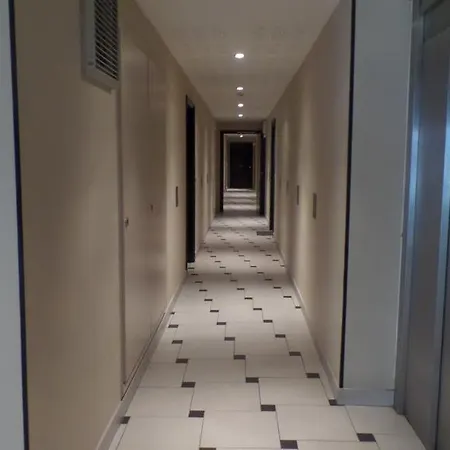 Bris 201 شقة *